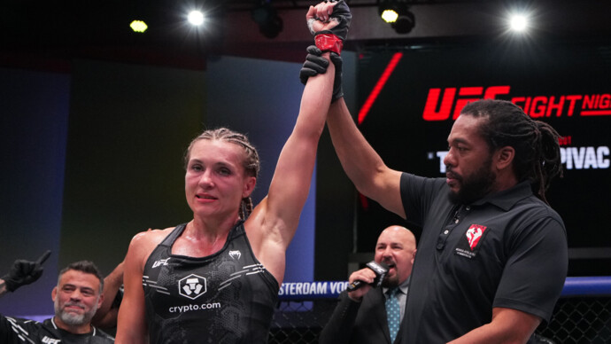 Яна Сантос победила Мишу Тейт на турнире UFC on ESPN 67