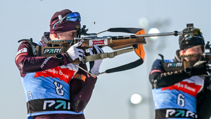 Сенсация в российском биатлоне. Чемпиона на пьедестале не ждал никто!